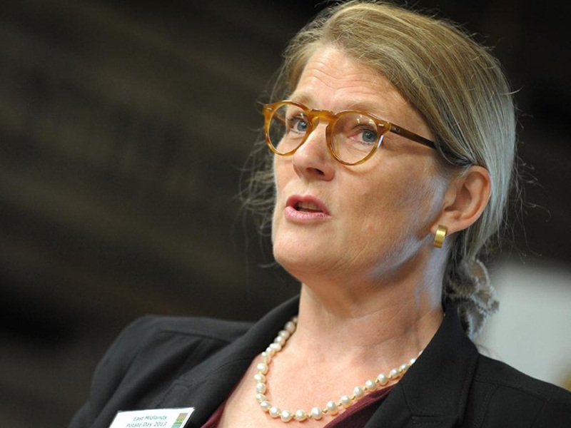 68685_Christine-Tacon