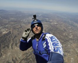Прыжок без парашюта с высоты 7620 метров. Видео.