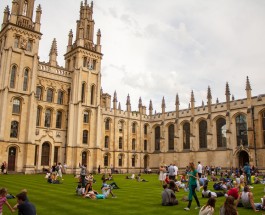 Какова реальная стоимость обучения в Оксфордском университете?