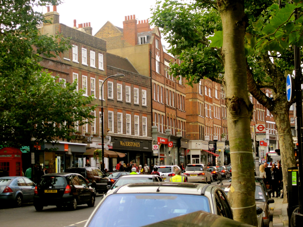 Выборы в парламент Великобритании. Кандидаты не скупятся на обещания.