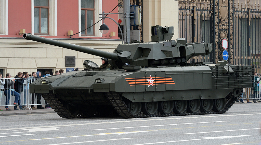Какую новейшую военную технику покажут на параде Победы 9 мая в Москве.